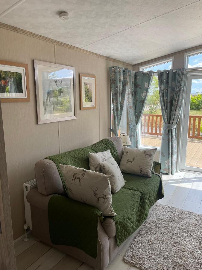 Fern Lodge With Hot Tub Stonham Aspall Exterior foto
