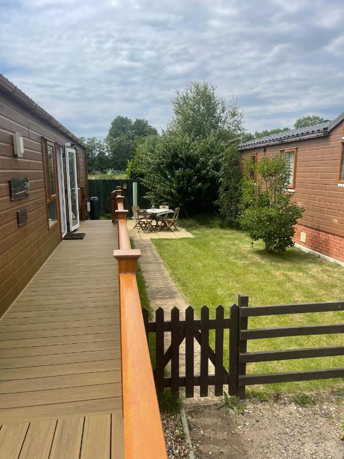 Fern Lodge With Hot Tub Stonham Aspall Exterior foto