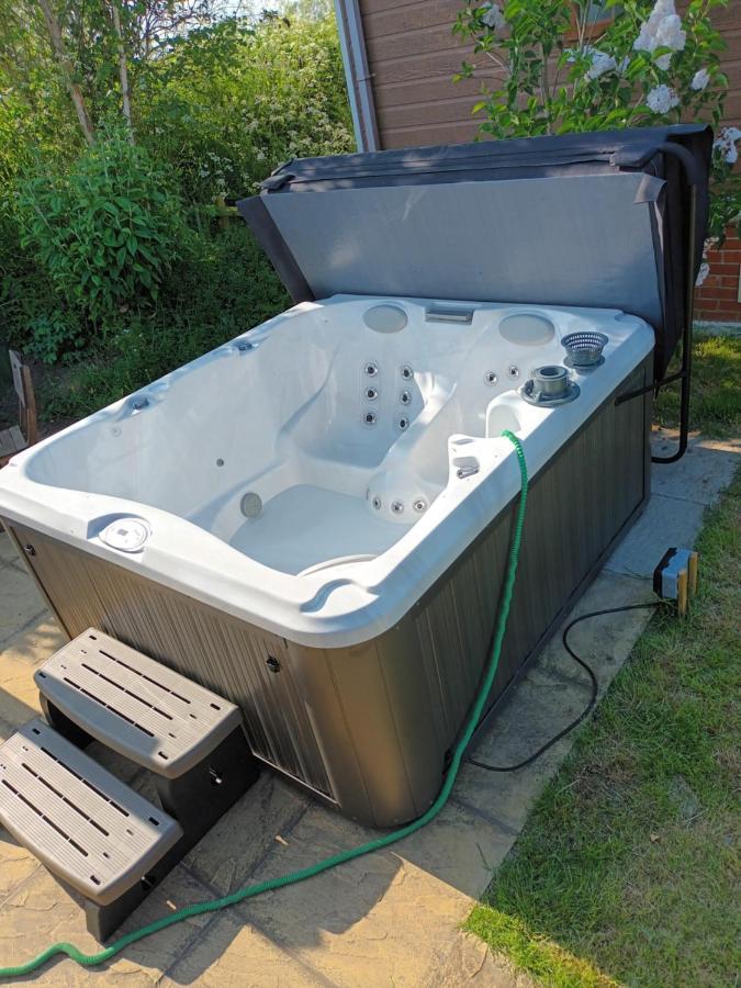 Fern Lodge With Hot Tub Stonham Aspall Exterior foto